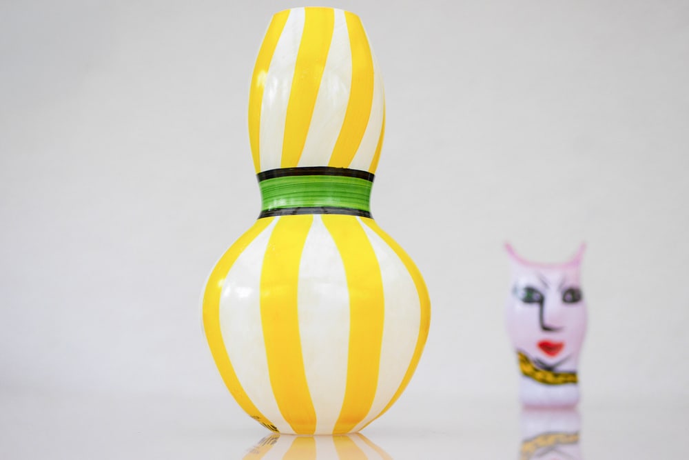 Glass Vase by Ulrika Hydman-Vallien for Kosta - 12