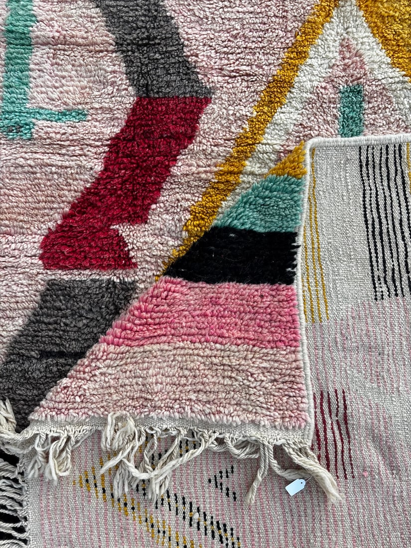 Wool Rug with Abstract Graphic Design, 1990 - 9