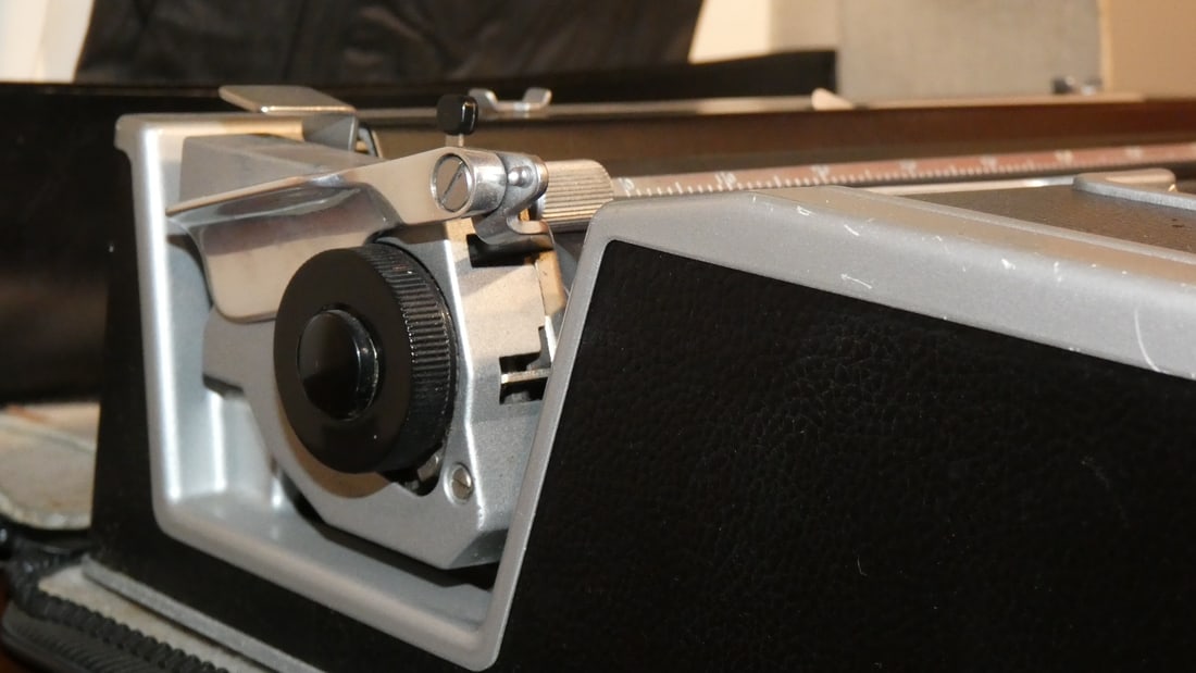 Lettera DL Typewriter from Olivetti, Italy, 1965 - 14