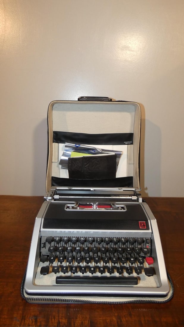 Lettera DL Typewriter from Olivetti, Italy, 1965 - 2