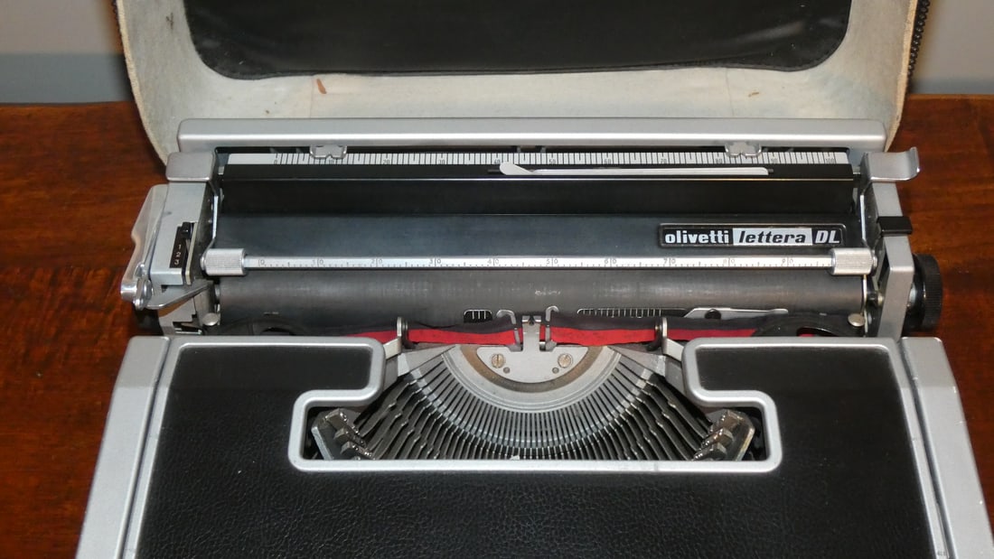 Lettera DL Typewriter from Olivetti, Italy, 1965 - 5