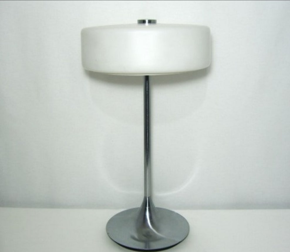 Art Deco Table Lamp in Opaline Glass, 1980s - 6