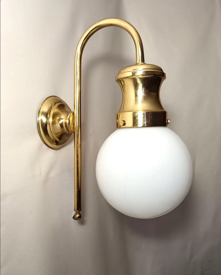Large Sconce in Brass and Opaline, 1950s - 6