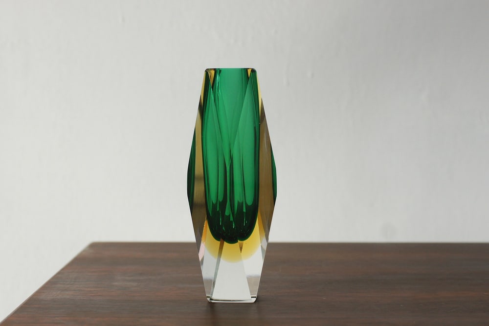 Green and Amber Sommerso Glass Faceted Vase - 3