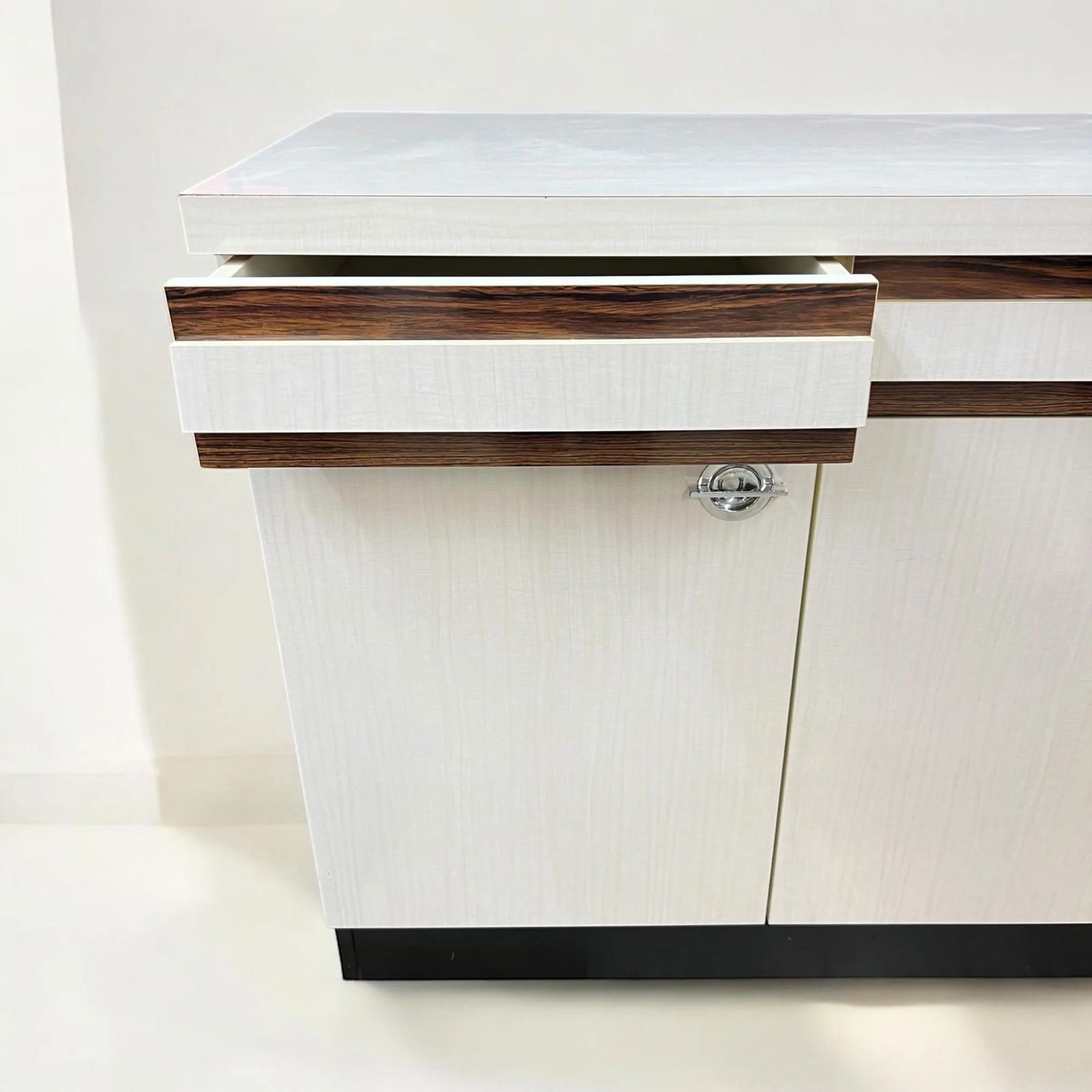 Niestrath Kitchen Sideboard in Resopal Wood, 1960s - 10