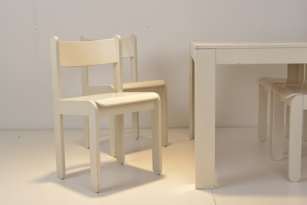 Dining Table and Chairs in the style of Asko, Set of 5 - 9