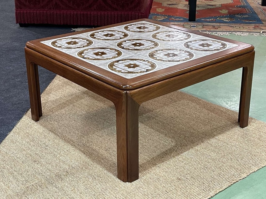 Vintage Coffee Table in Teak and Tiled Tray, 1970s - 5