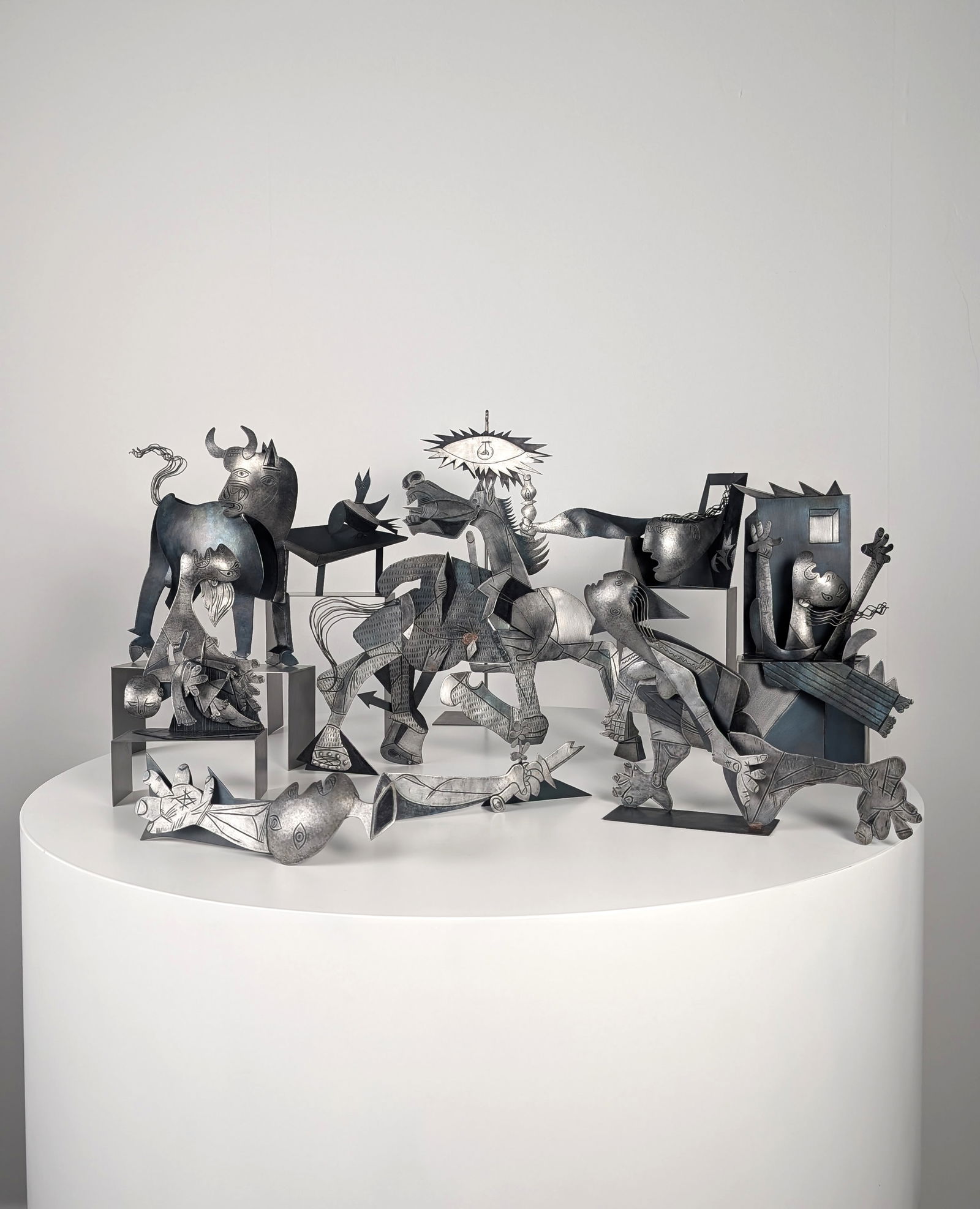 Metal Guernica Sculptures from Picasso, Set of 10 - 2
