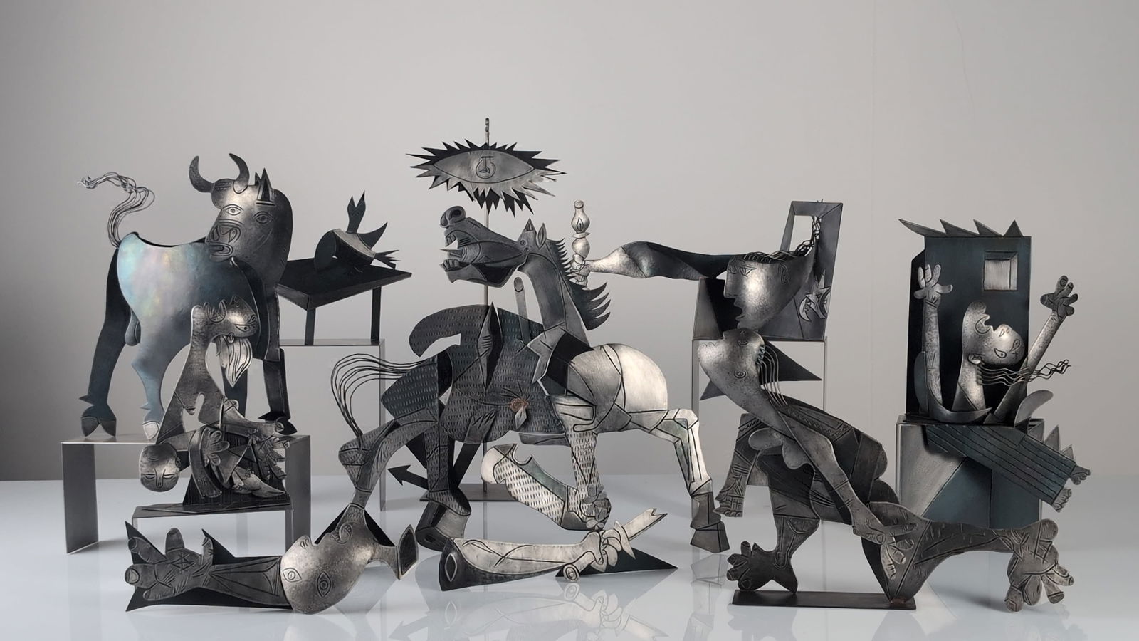 Metal Guernica Sculptures from Picasso, Set of 10 - 7