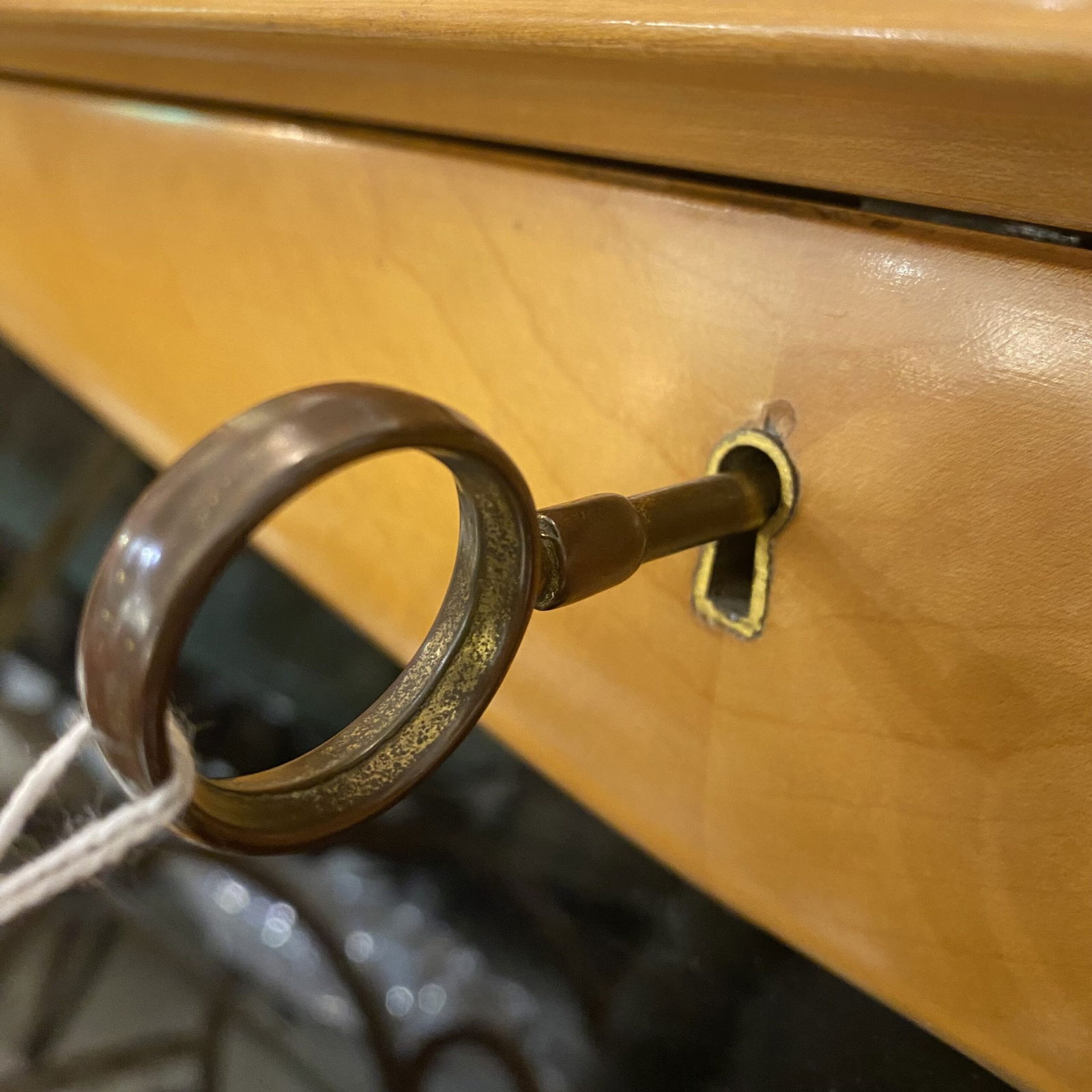 Vintage Italian Honey Color Secretaire, 1950s - 10