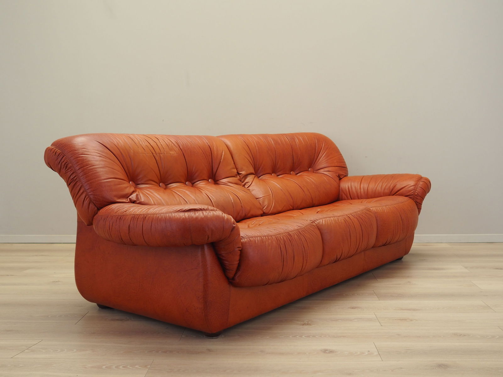 Italian Red Leather Sofa from Pellerossi, 1970s - 8