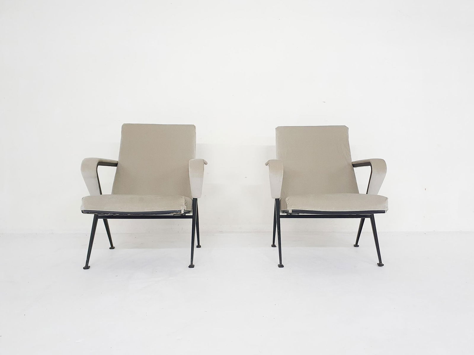 Set of Armchairs by Kramer for Ahrend De Cirkel, 1959 - 2