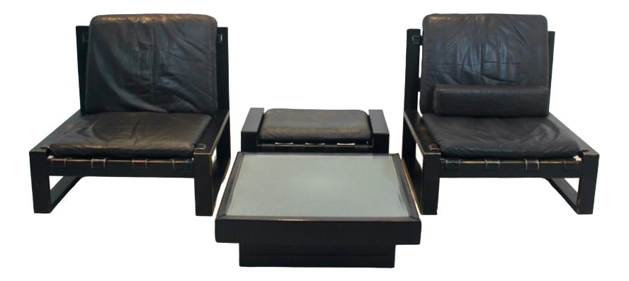 Lounge Set from Atelier Sonja Wasseur, Set of 5: Unique Lounge set designed by atelier Sonja Wasseur. Consisting of two Lounge chairs, one stool and a center table. All with a very solid dark brown wooden base and chocolate brown leather seating.