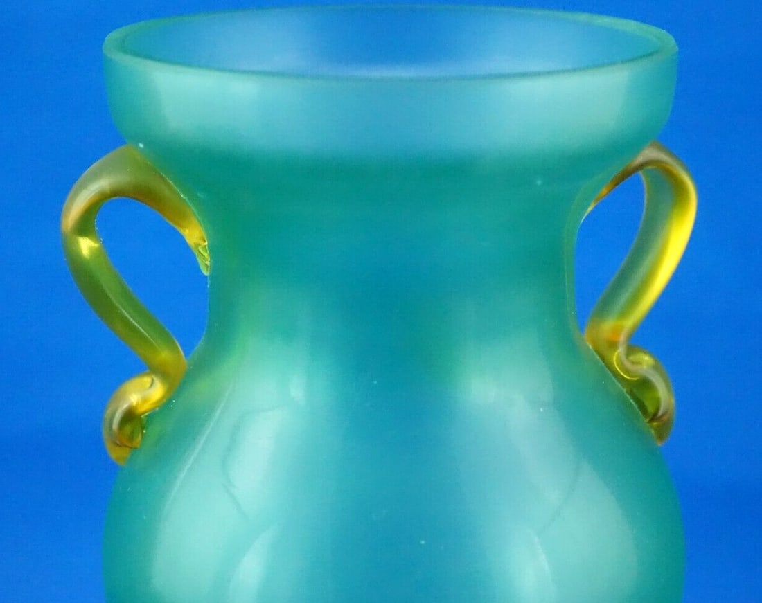 Murano Blown Glass Amphora Vase by Barbini, 1950s - 13