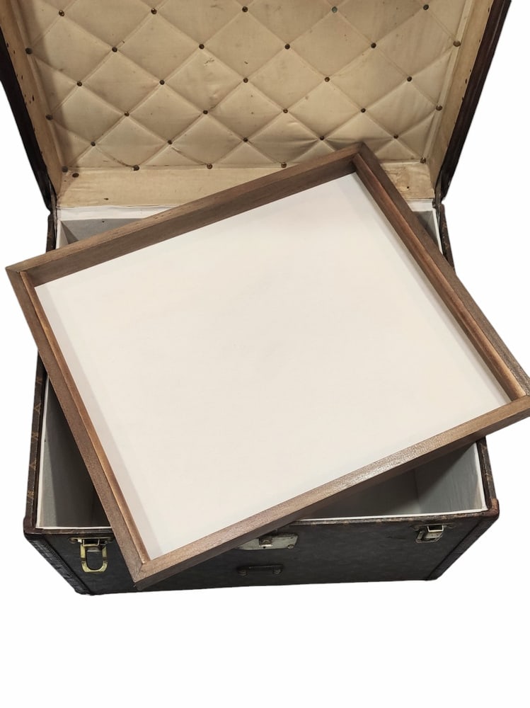 Antique Trunk from Louis Vuitton, 1905 - 10