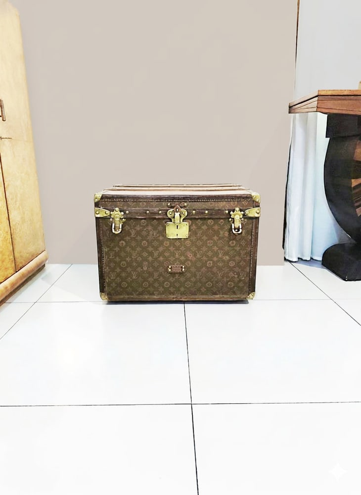 Antique Trunk from Louis Vuitton, 1905 - 4
