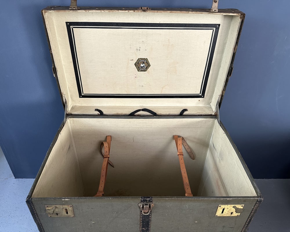 B. Marstaller Munich Suitcase with Wheels - 2