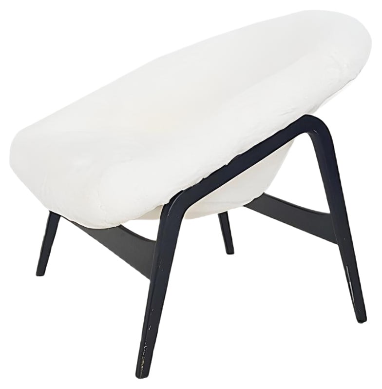 Dutch 118 Columbus Lounge Chair for Artifort, 1957: The ''Columbus'' lounge or easy chair by Hartmut Lohmeyer for Artifort. Made and designed in the Netherlands in 1957. This Mid-Century chair is quite rare, since not many were sold by Artifort. We