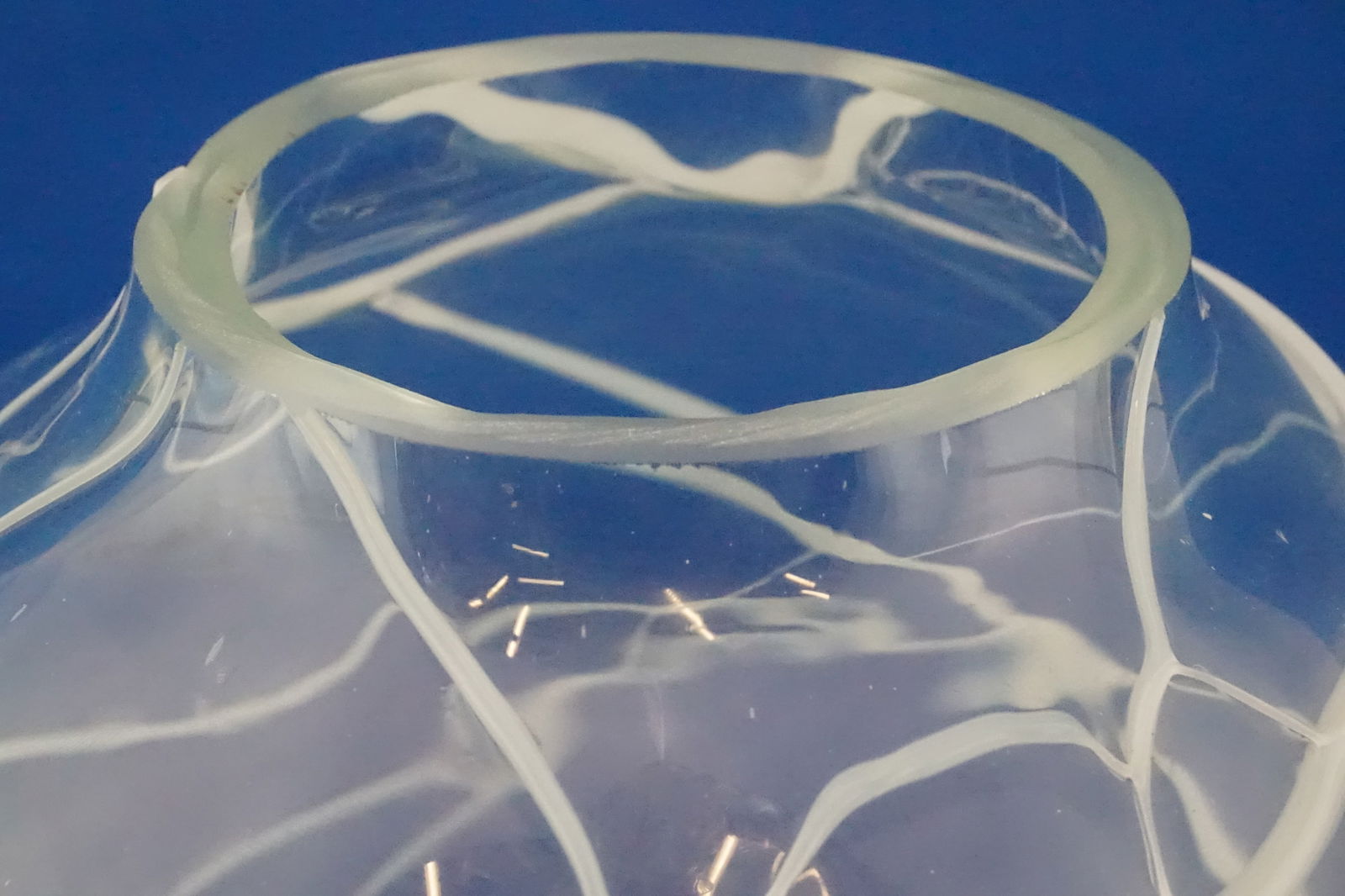 Murano Glass Vase in White Glass Paste Lattice, 1940s - 11