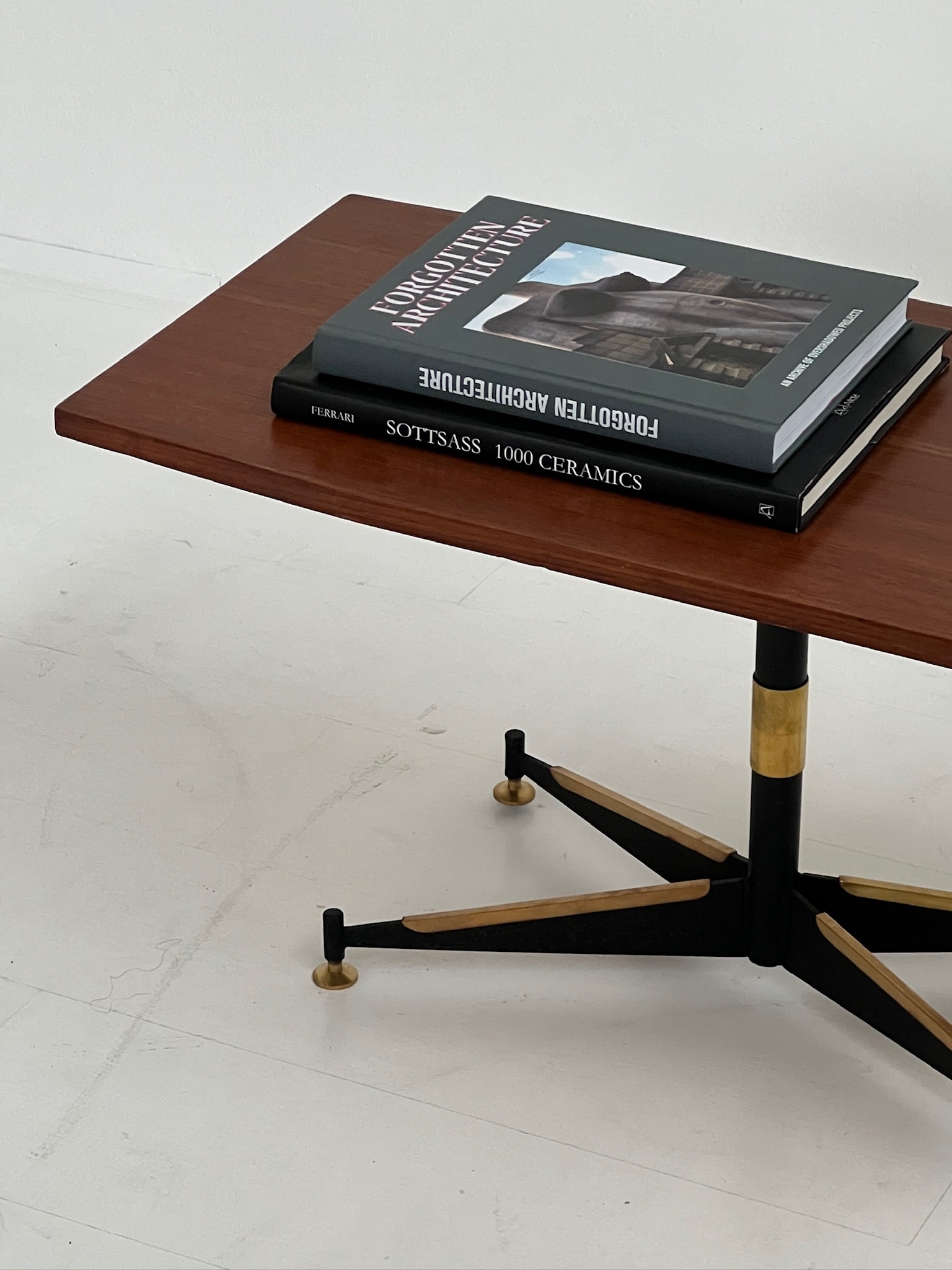 Metal Coffee Table attributed to Ignazio Gardella - 5