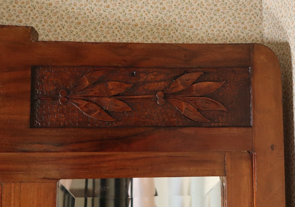 Mahogany & Marble Chest of Drawers with Mirror, 1900s - 19