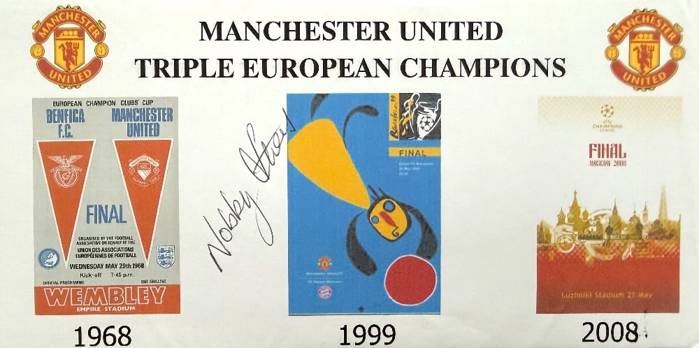 Nobby Stiles England World Cup Hero Hand Signed Manchester United 'Triple European Champions': Nobby Stiles England World Cup Hero Hand Signed Manchester United 'Triple European Champions' Postcard