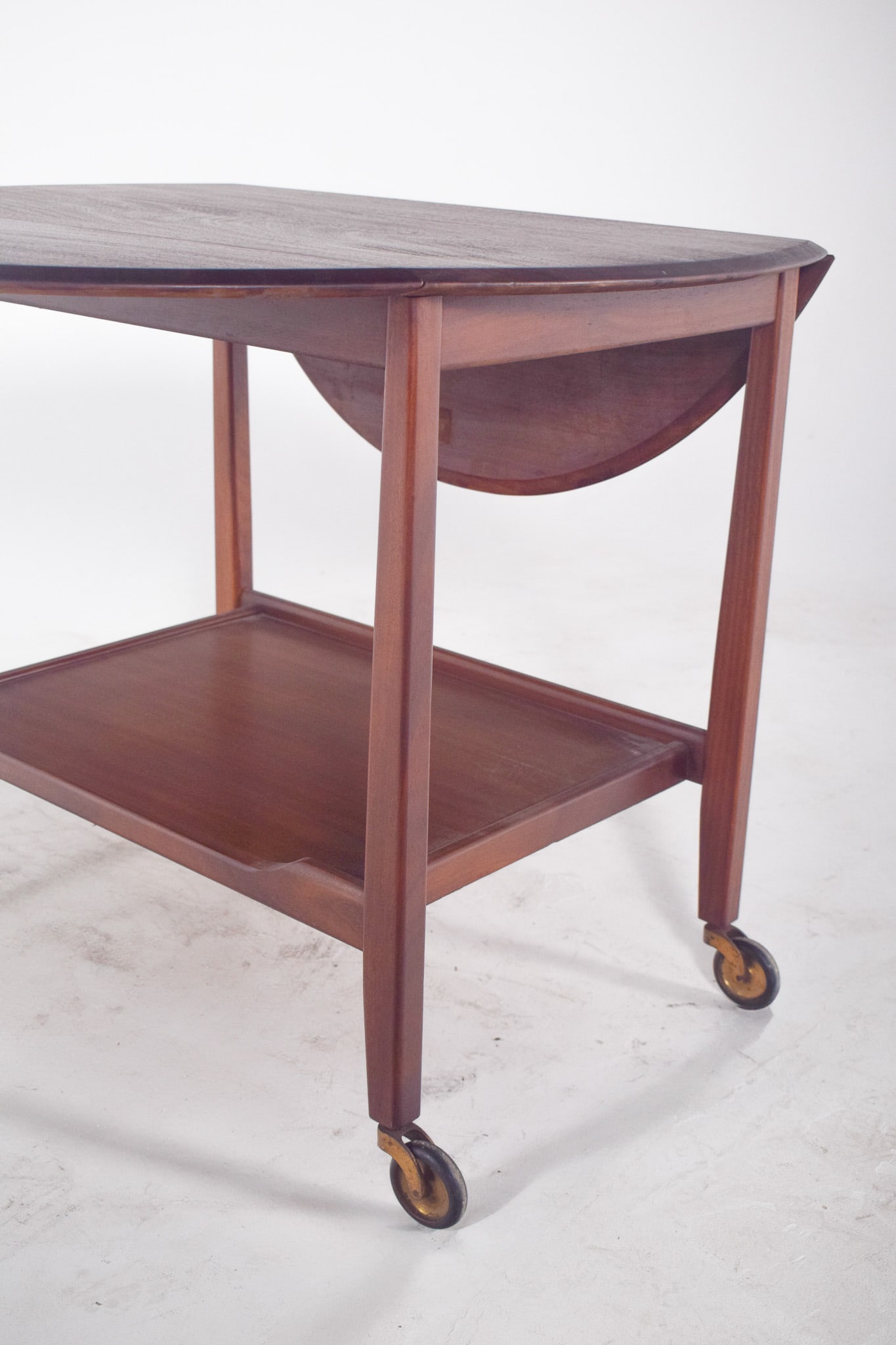 Mid-Century Modern Danish Tea Trolley with Flaps, 1960 - 7