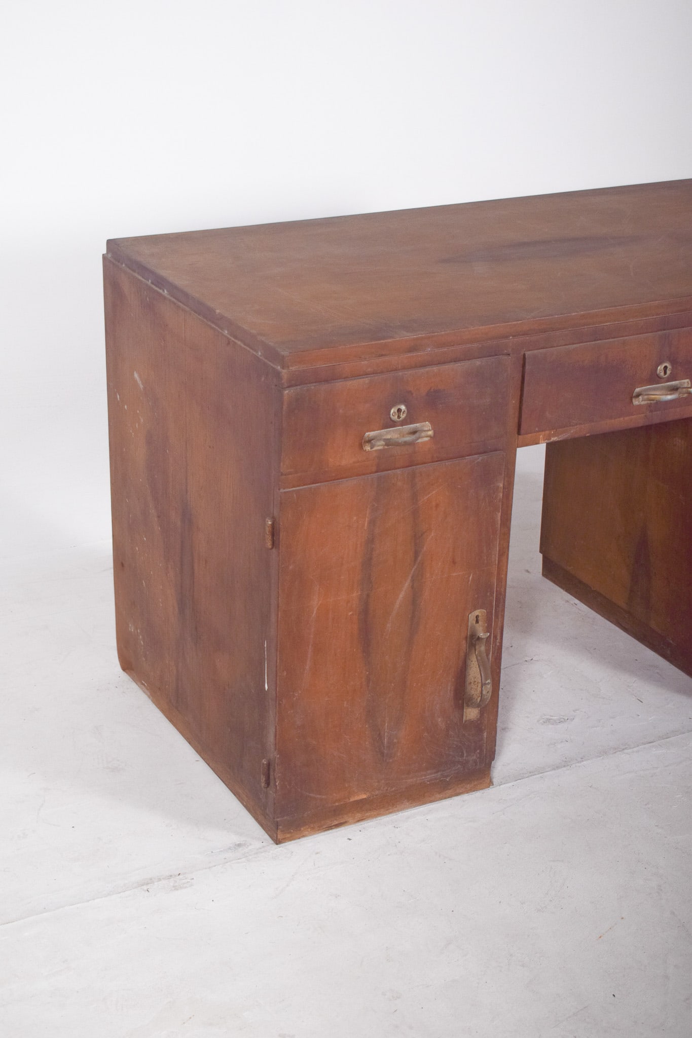 Mid-Century Portuguese Desk, 1950s - 3