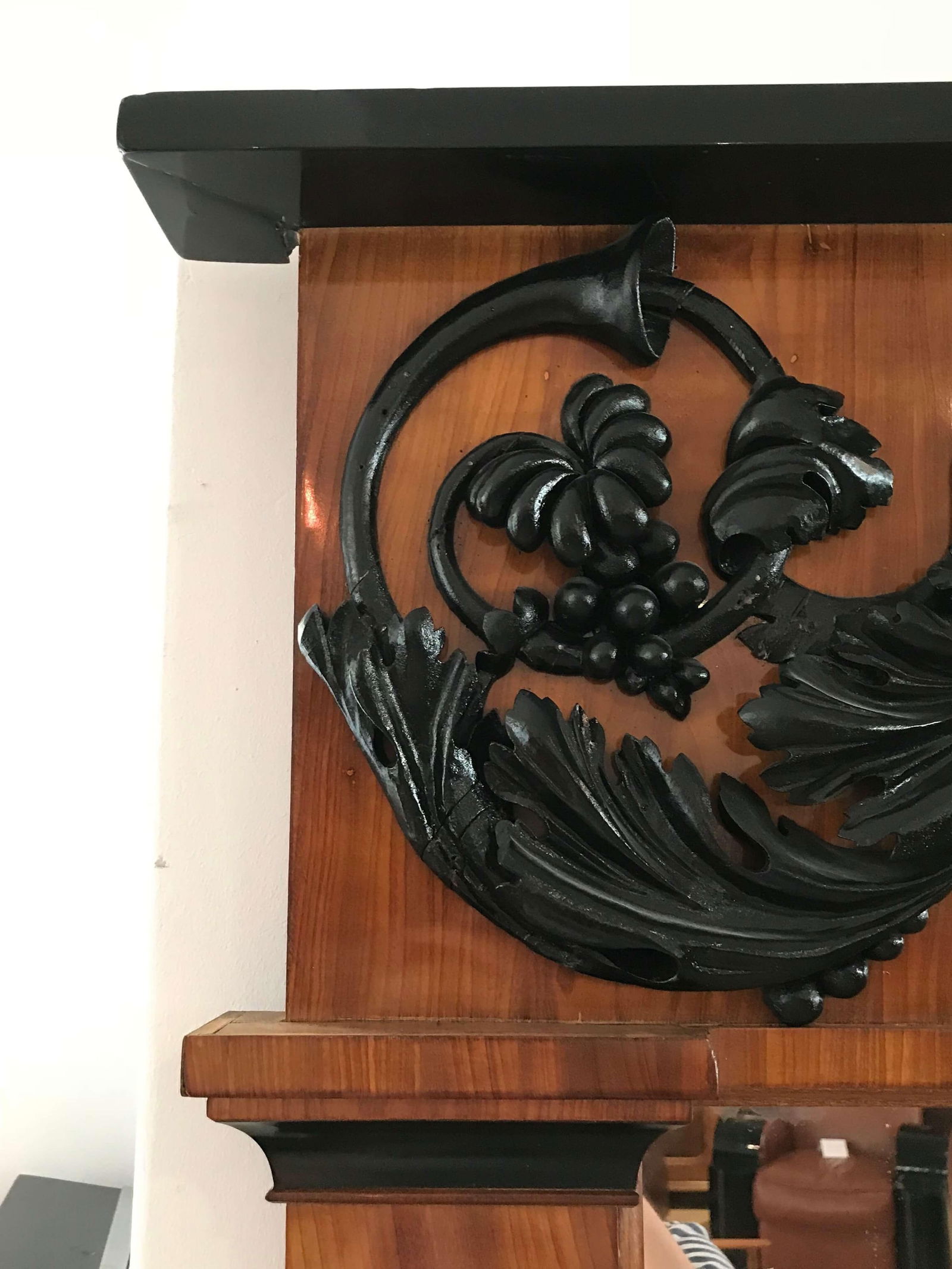 Empire Wall Mirror in Mahogany, South Germany, 1810 - 12