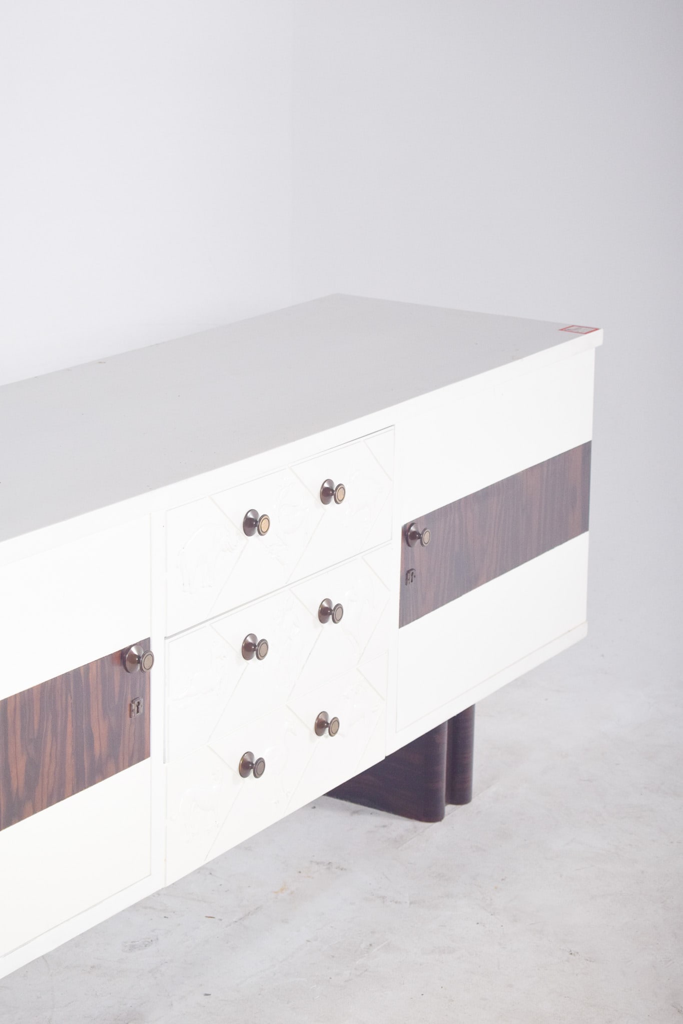 Vintage Portuguese Sideboard in Painted White, 1920 - 7