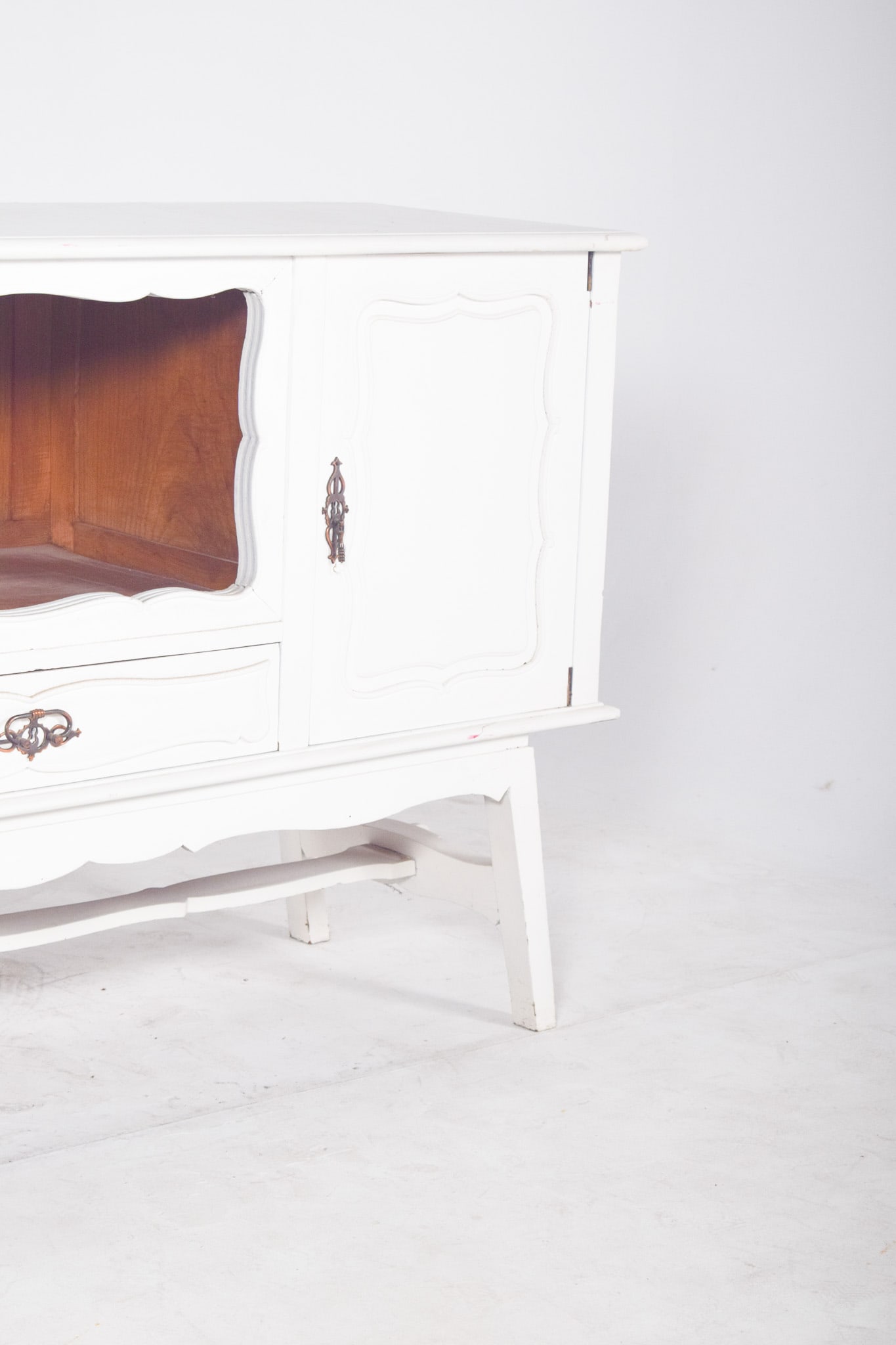 Vintage European White Painted Sideboard, 1920s - 11