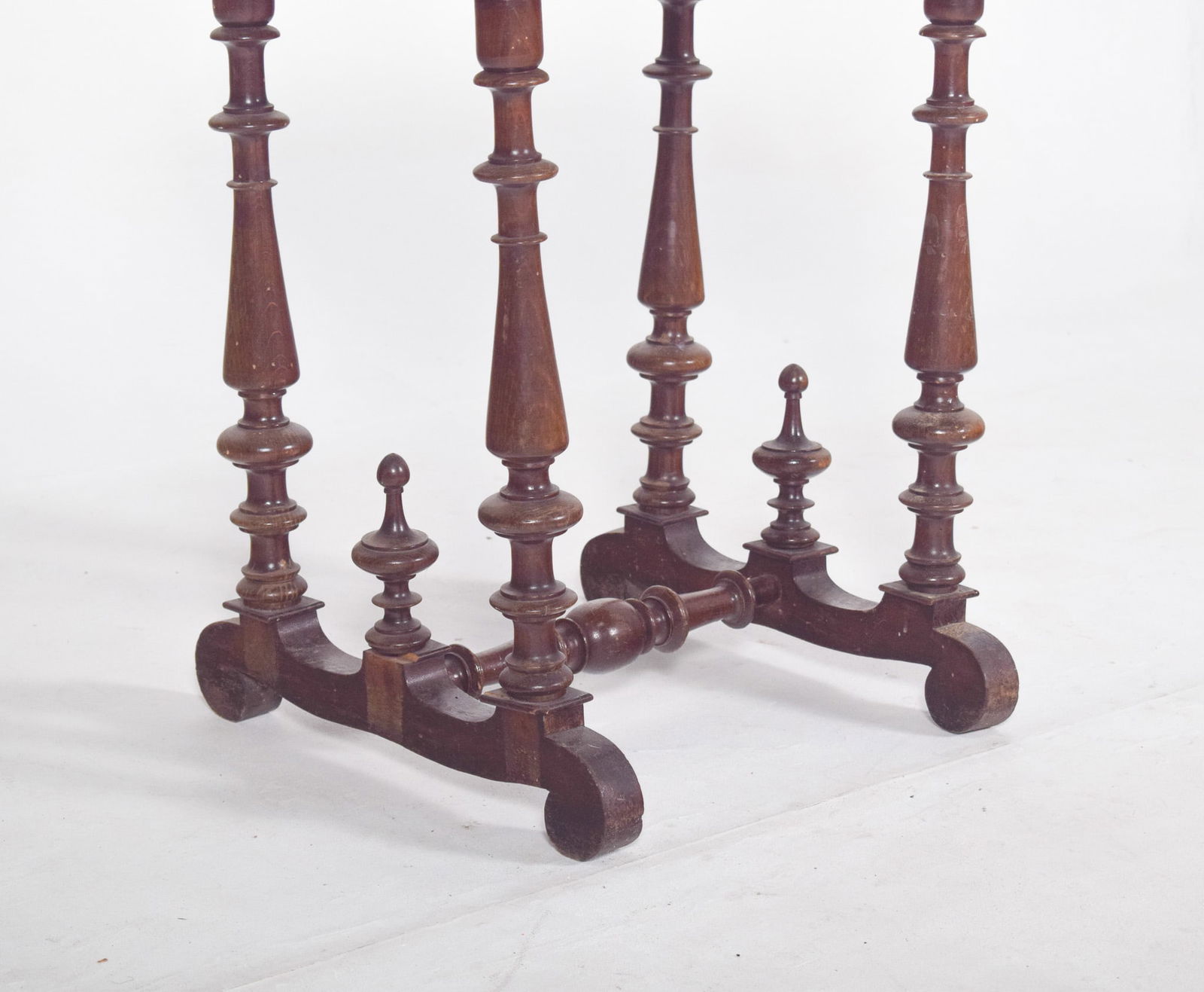 English Victorian Sewing Table with Drawer, 1890s - 4