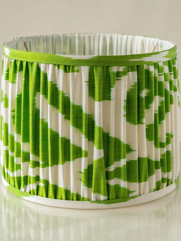 Ceramic Table Lamp with Green Ikat Shade by Royal Delft - 7