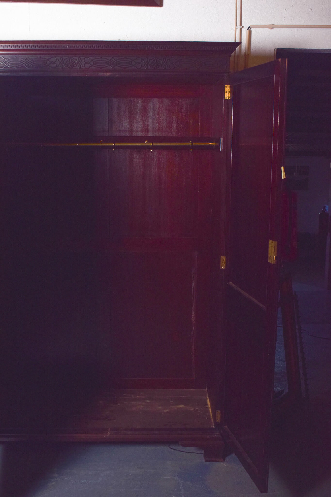 English Mahogany Wardrobe with Mirror, 1910 - 8
