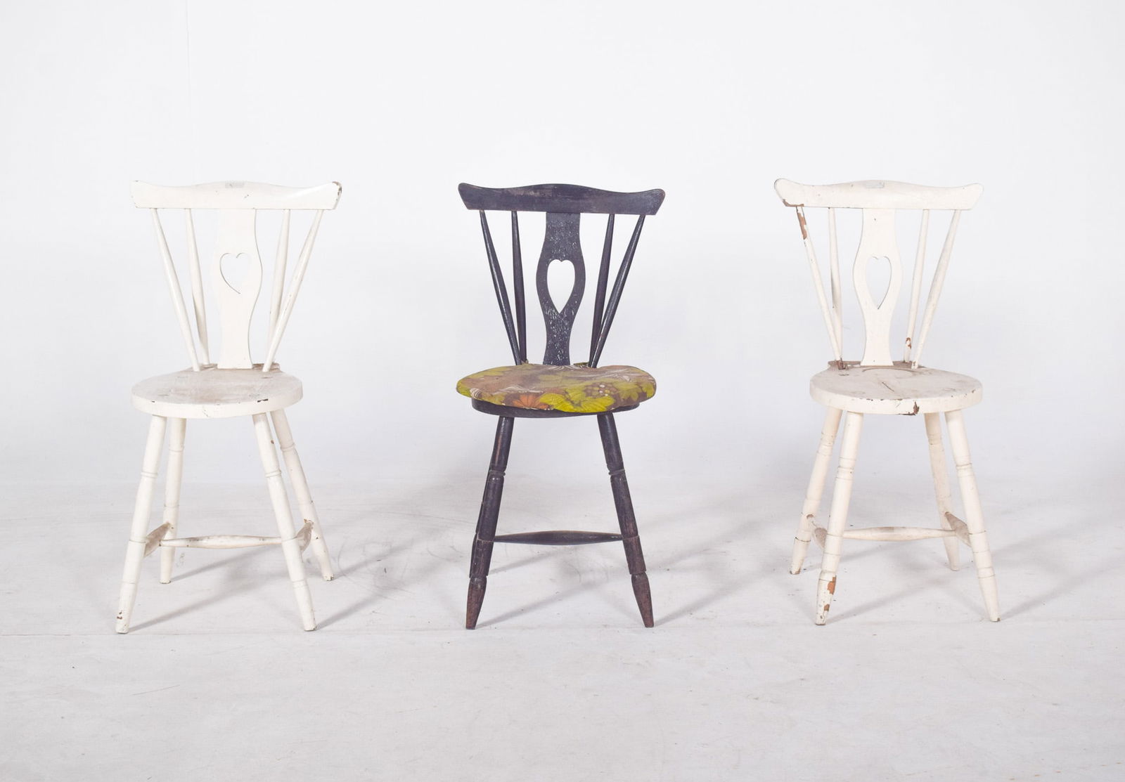 Portuguese Three Chairs with Codtail Backs, Set of 3 - 2
