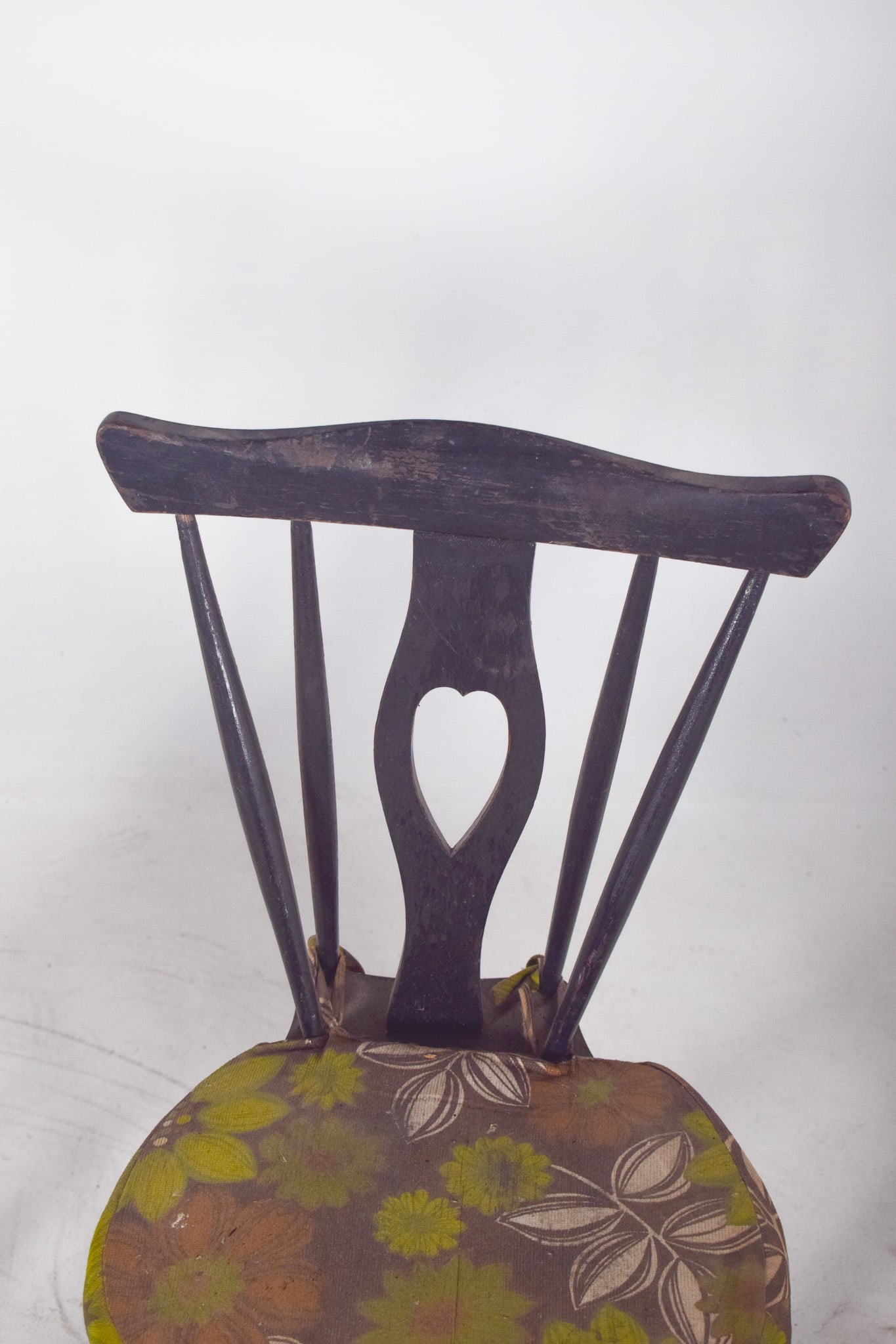 Portuguese Three Chairs with Codtail Backs, Set of 3 - 7