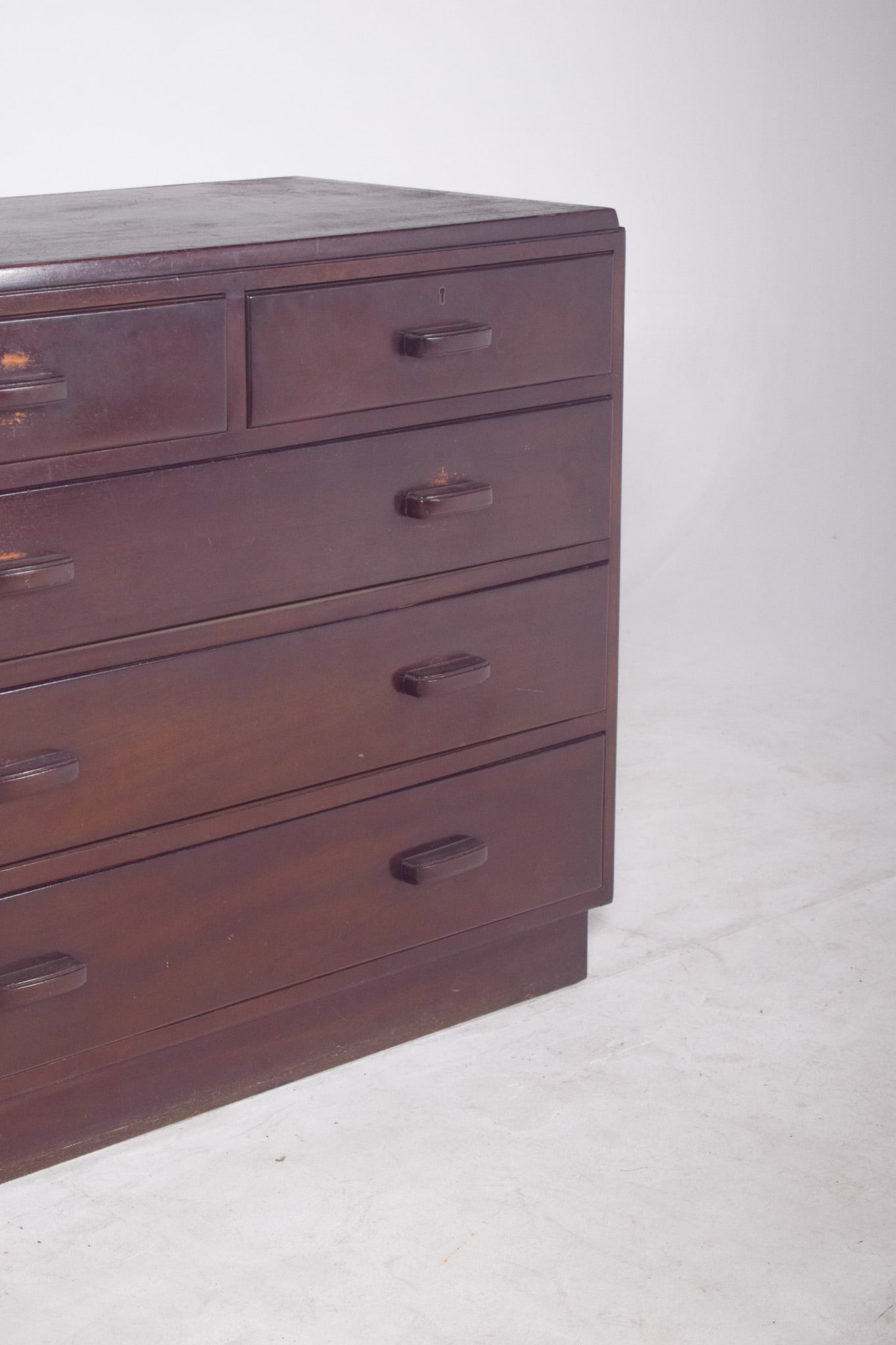 Vintage English Chest of Drawers, 1920 - 6