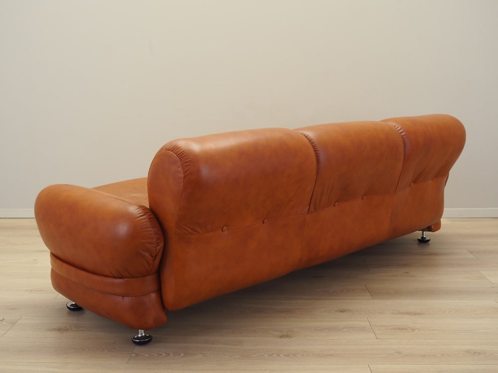 Italian Red Leather Sofa, Italy, 1970s - 5