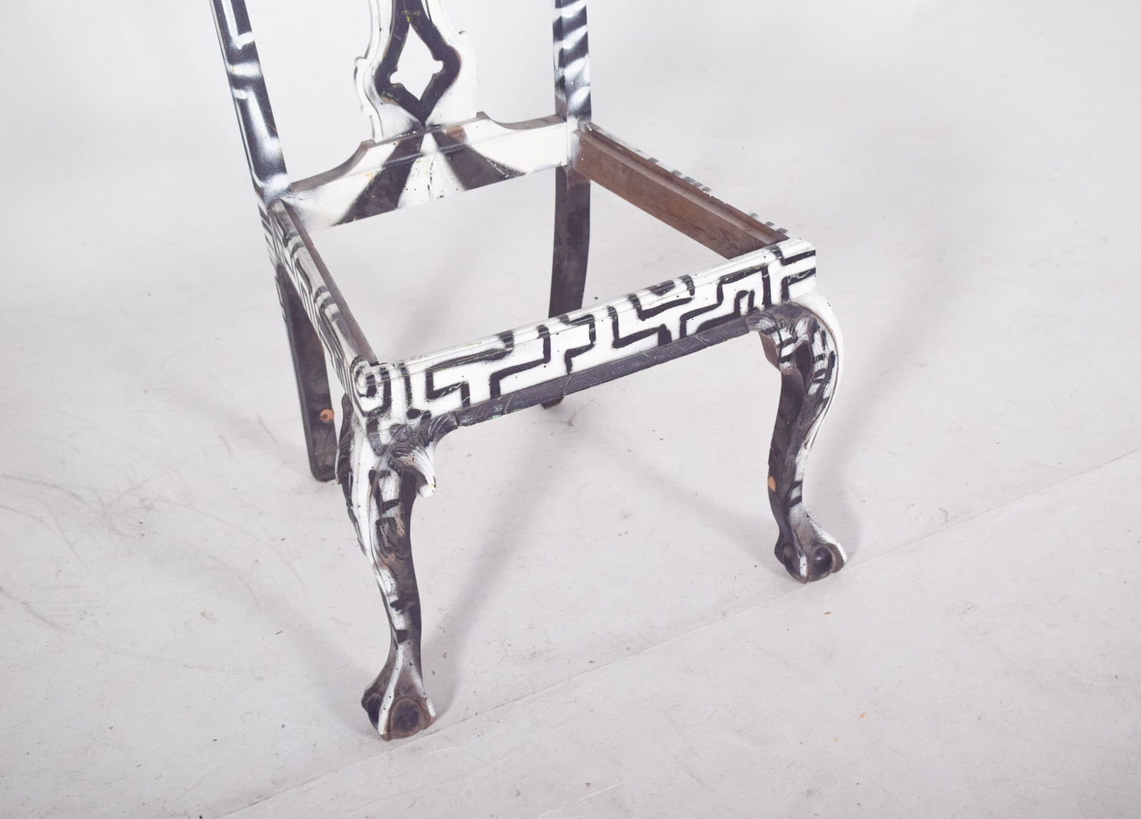Black and White Painted Chair by Francisco Camilo - 4
