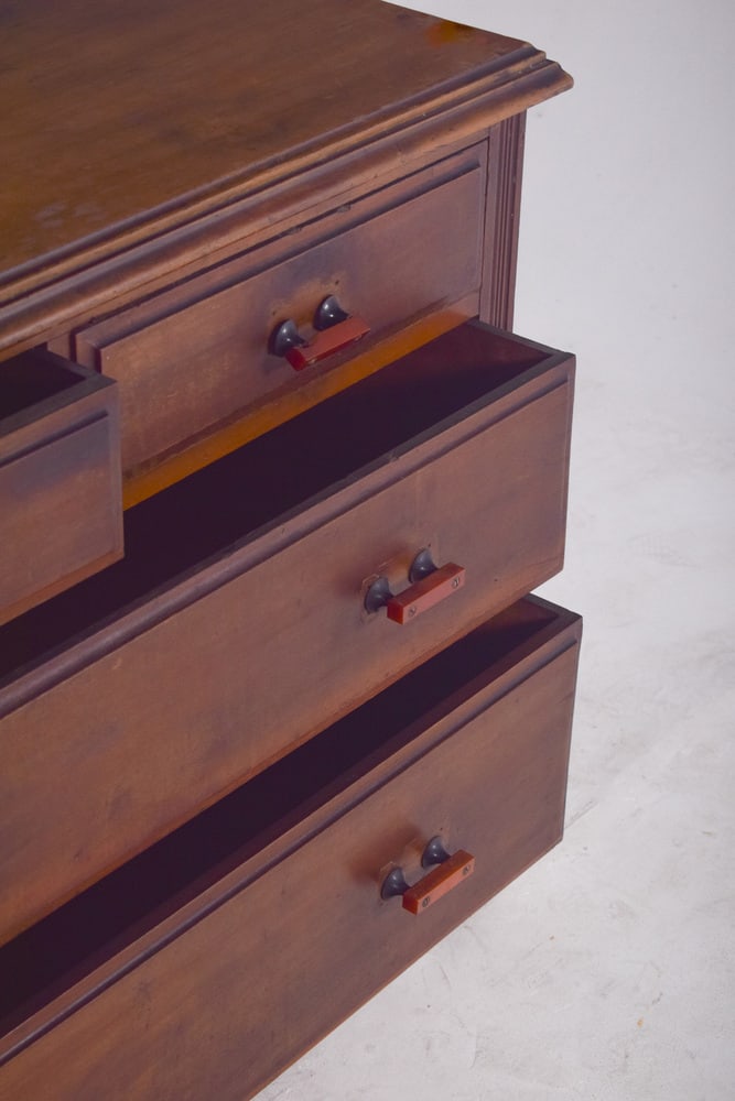 Vintage Art Deco English Chest of Drawers, 1920 - 7