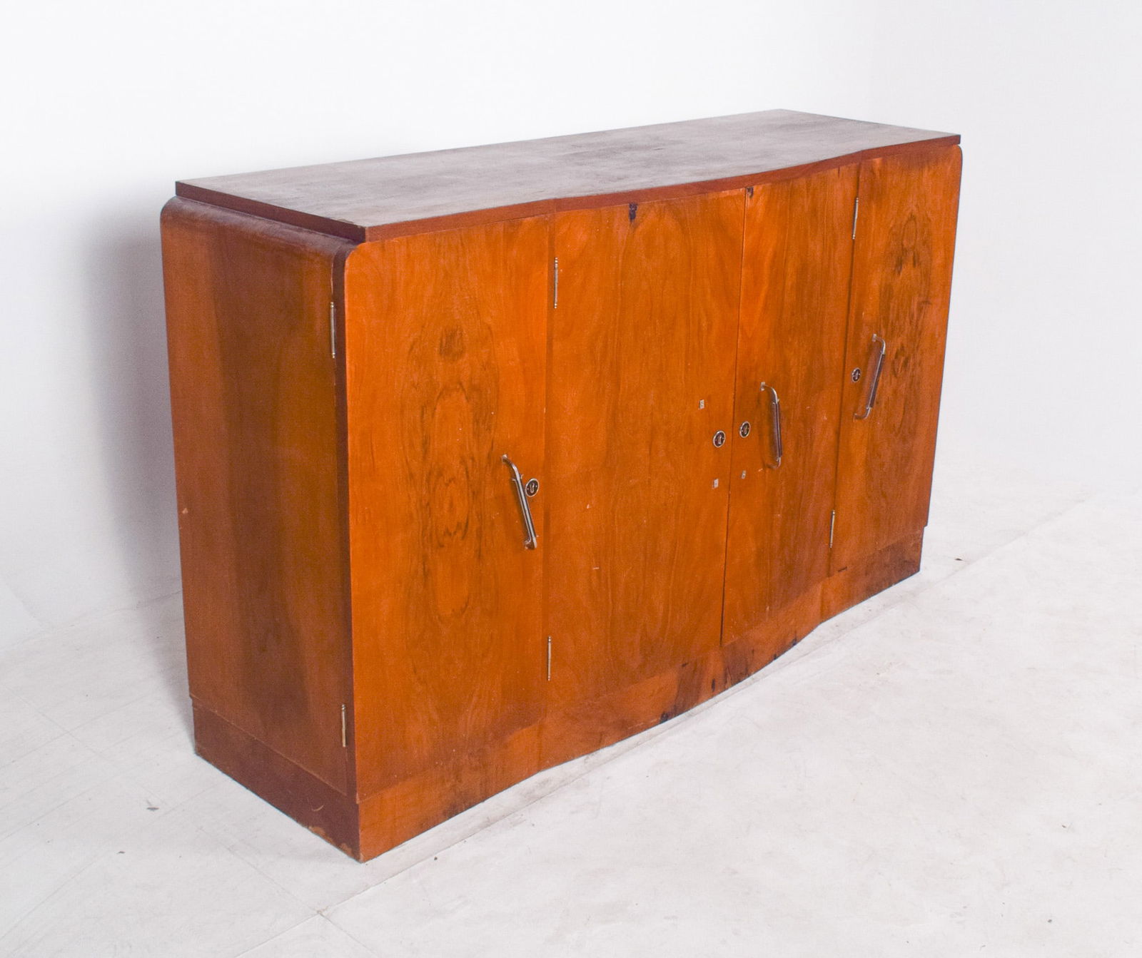 Vintage Portuguese Sideboard in Walnut, 1920 - 12