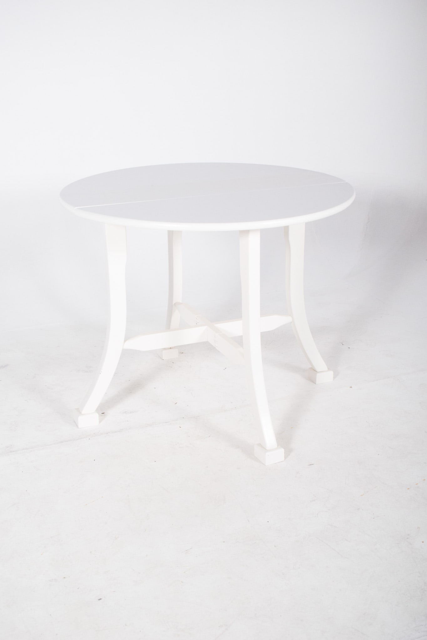Portuguese White Painted Flap Table, 1920s - 6