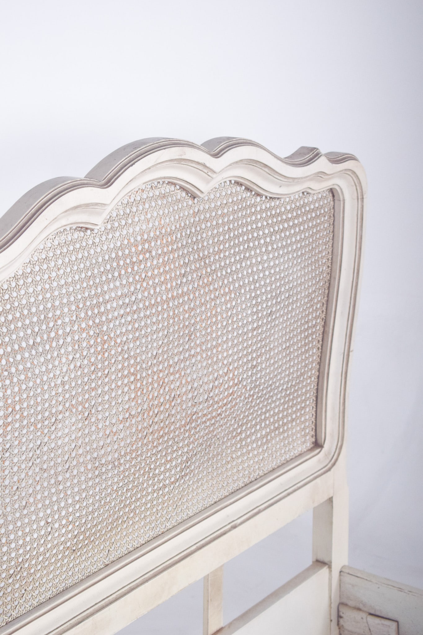 Vintage French White Painted Single Bed, 1920 - 10