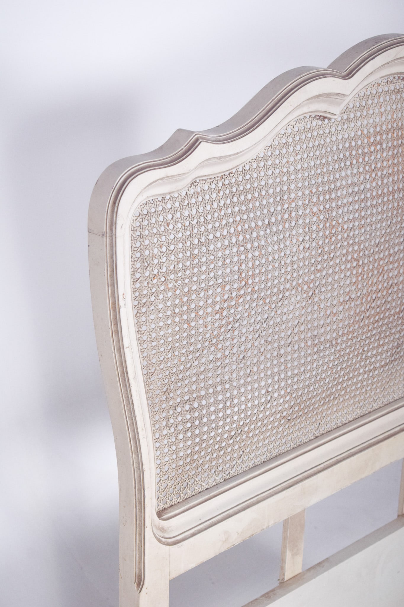 Vintage French White Painted Single Bed, 1920 - 9