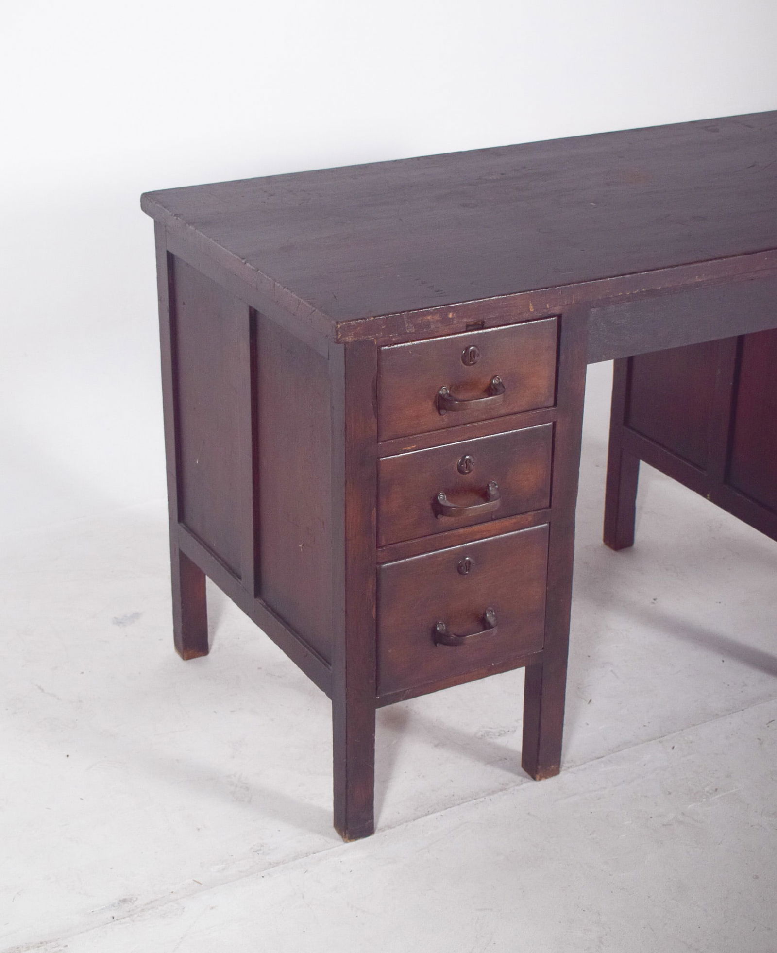 Mid-Century Portuguese Desk from Olaio, 1950 - 8
