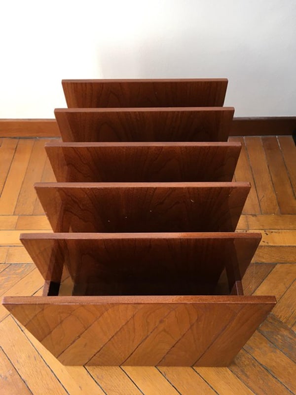 Mid-Century Modern Magazine Rack in Walnut, Italy - 11