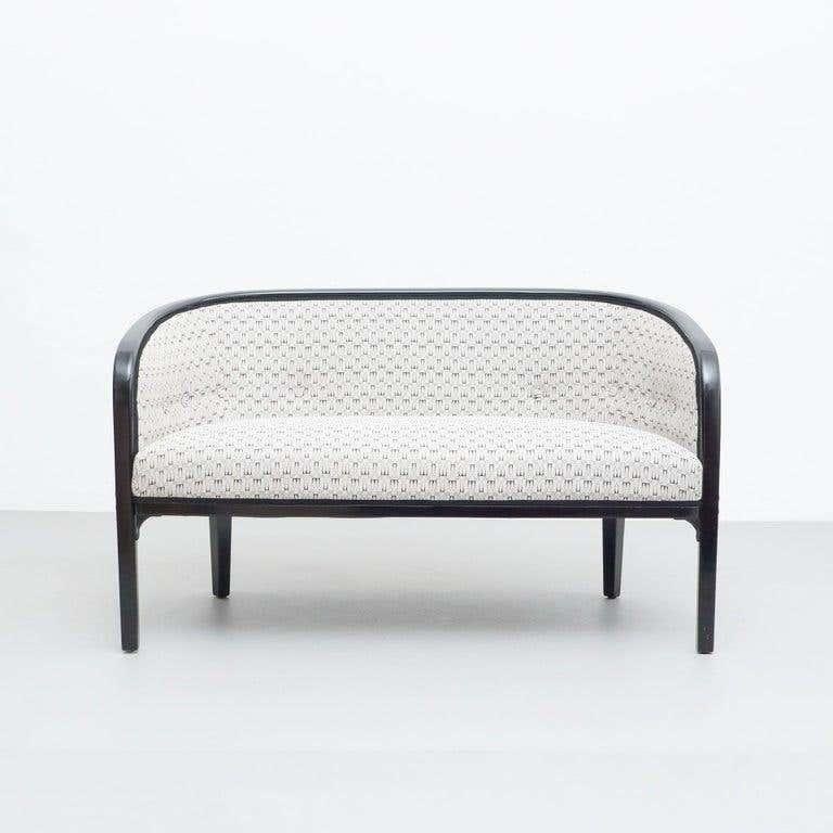 20th Century Woden Sofa by Josef Hoffmann for Kohn - 2