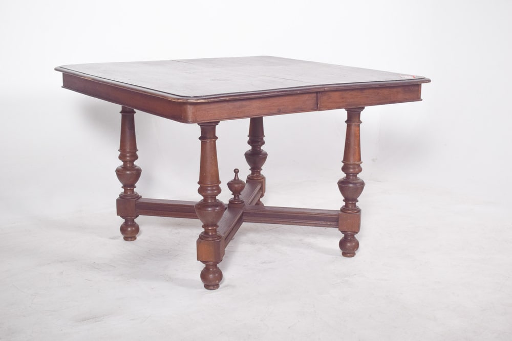European Square Extendable Dining Table, 1890s - 2
