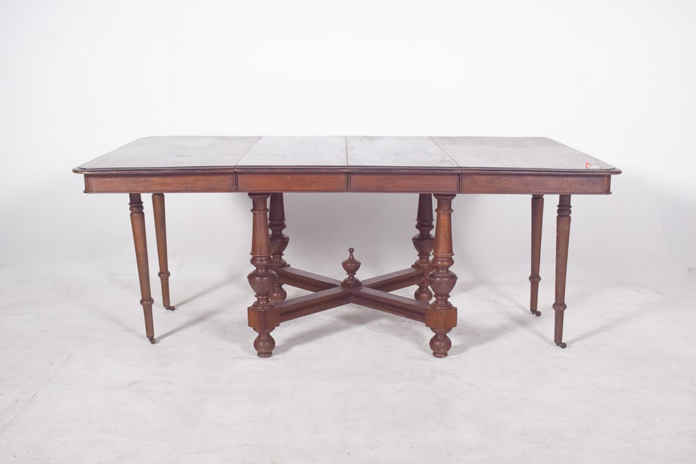 European Square Extendable Dining Table, 1890s - 7