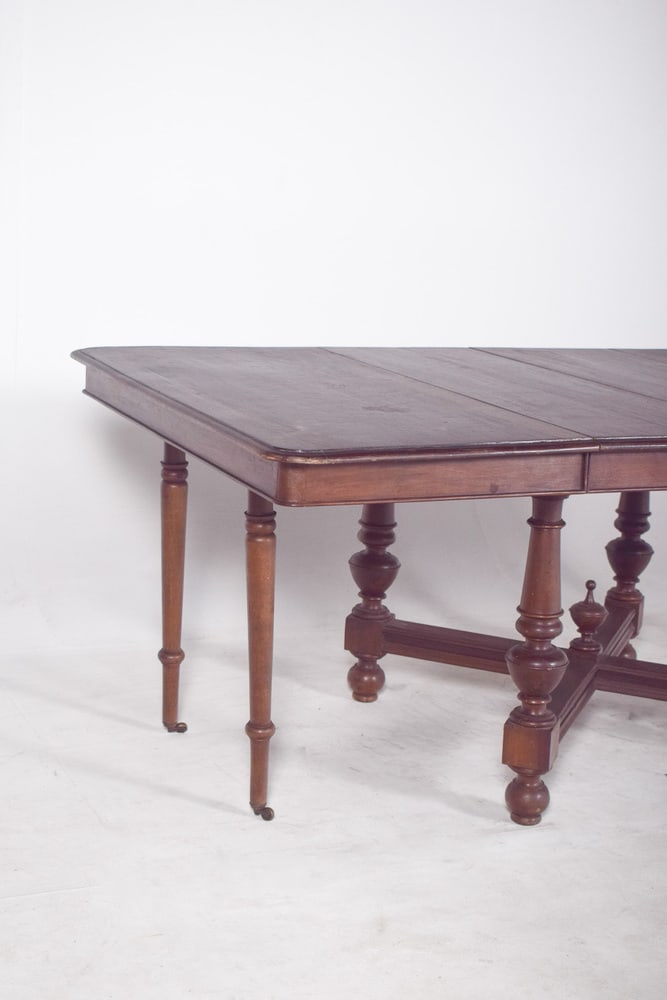 European Square Extendable Dining Table, 1890s - 9